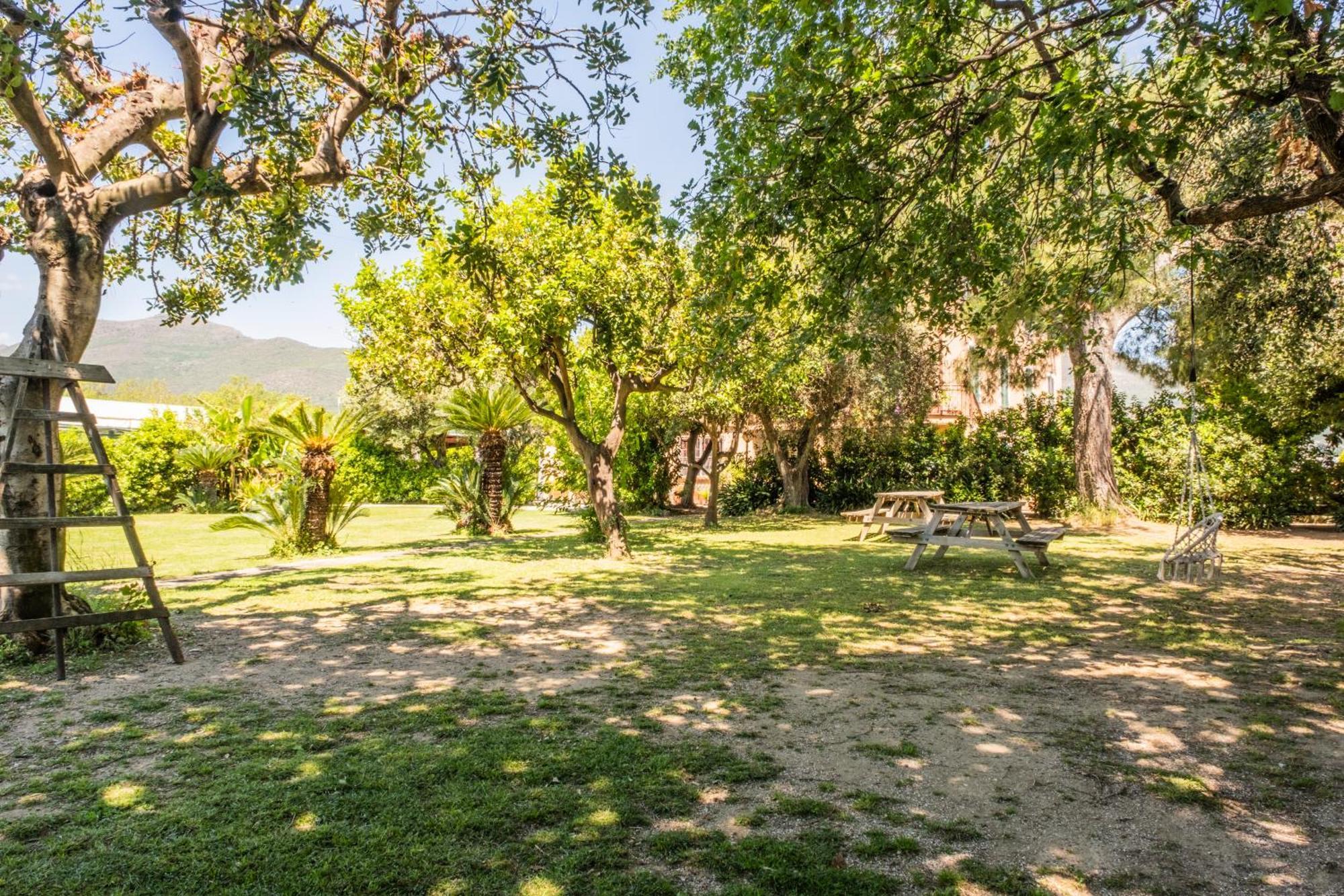 Agriturismo Giorgi Appartamenti In Riviera Ligure Albenga Luaran gambar
