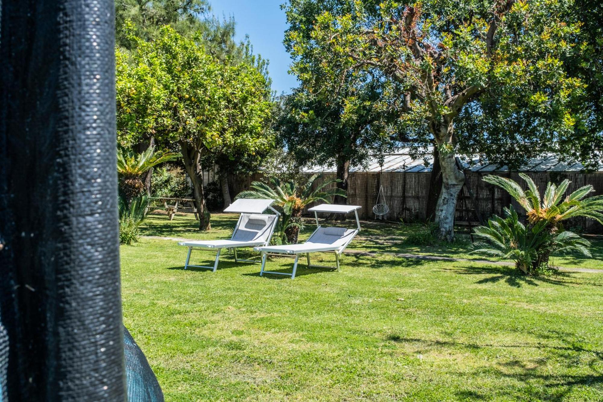 Agriturismo Giorgi Appartamenti In Riviera Ligure Albenga Luaran gambar