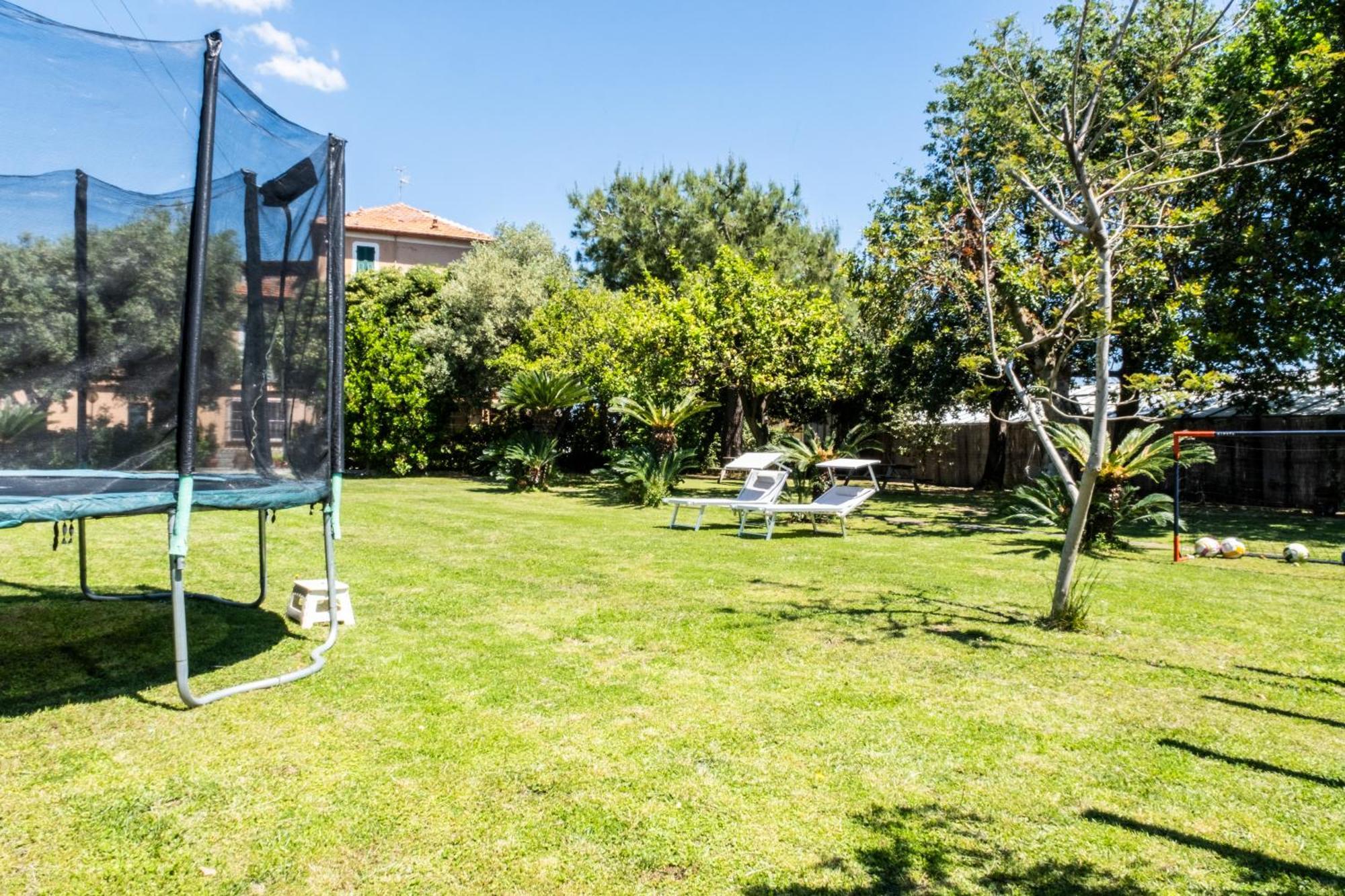 Agriturismo Giorgi Appartamenti In Riviera Ligure Albenga Luaran gambar