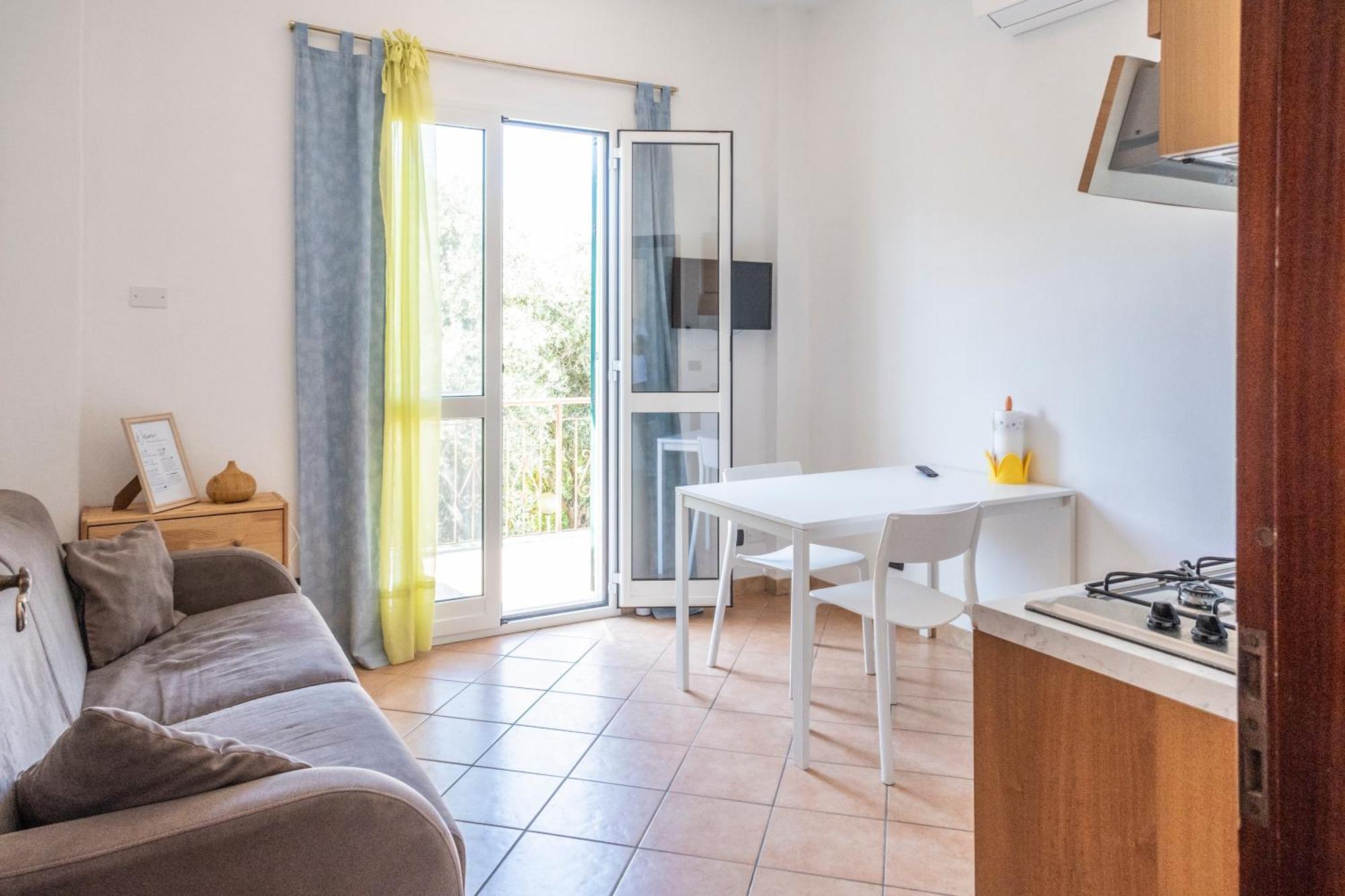 Agriturismo Giorgi Appartamenti In Riviera Ligure Albenga Luaran gambar