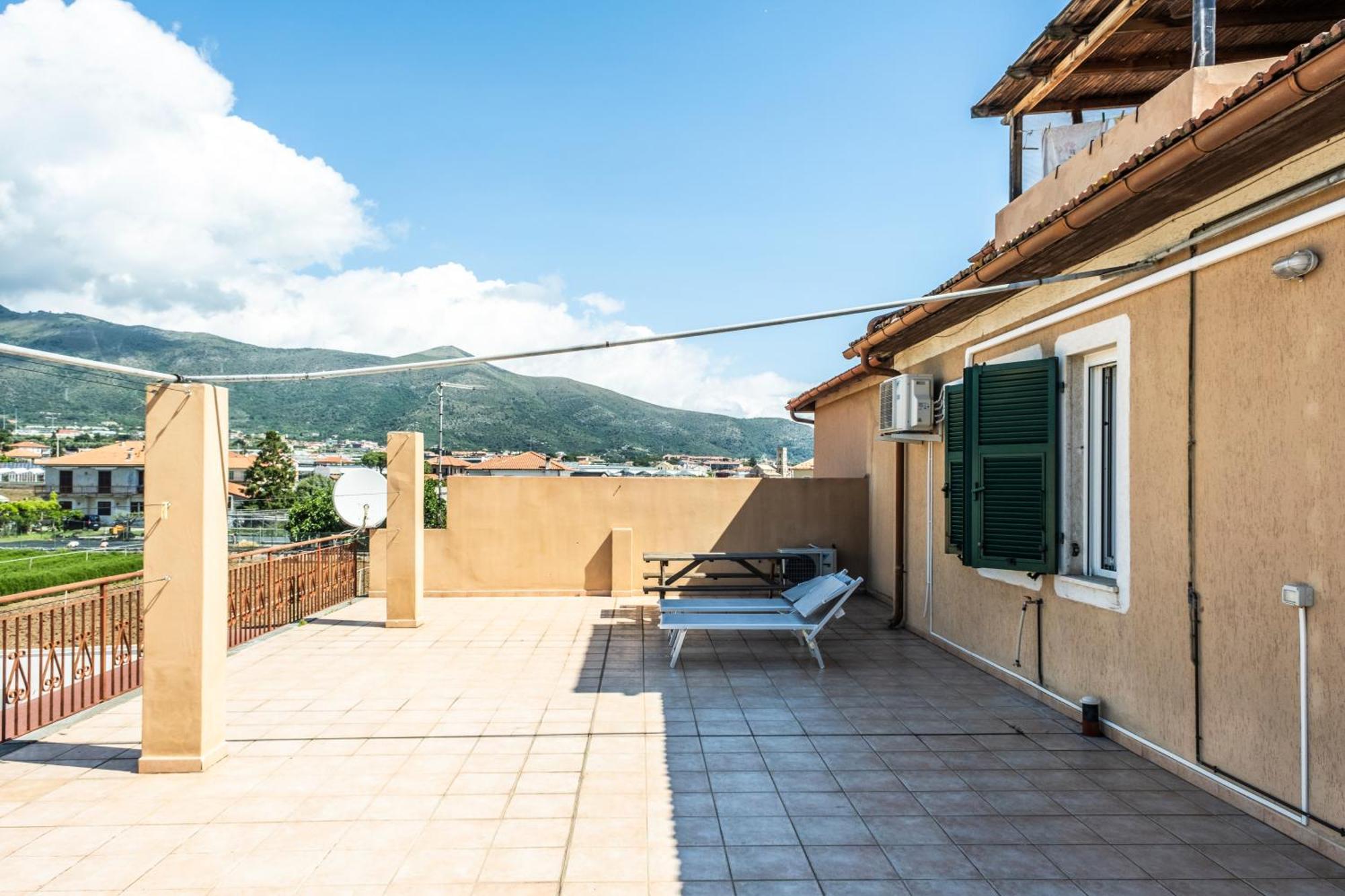 Agriturismo Giorgi Appartamenti In Riviera Ligure Albenga Luaran gambar