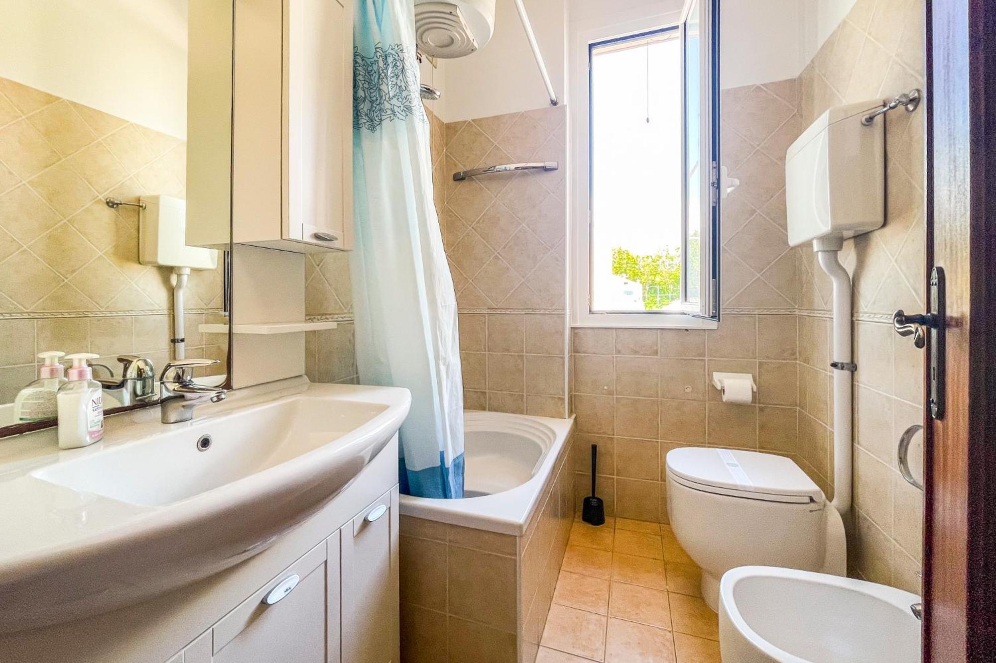 Agriturismo Giorgi Appartamenti In Riviera Ligure Albenga Luaran gambar